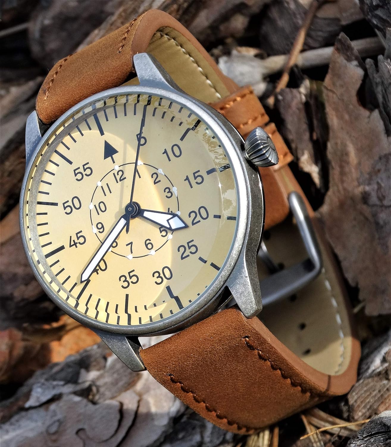 Mil-Tec Luftwaffe Me109 Aviator Vintage German WW2 Flieger Pilot Mens Watch - Military Easy to Read Calfskin Brown Leather Strap 3Atm Analog Quartz - Image 5